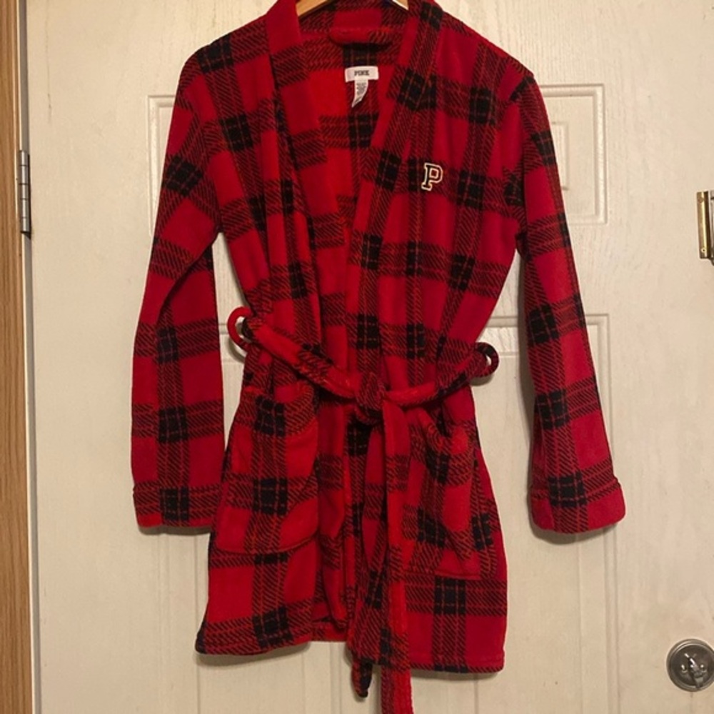 Pink‎ Victoria’s Secret Plaid Robe